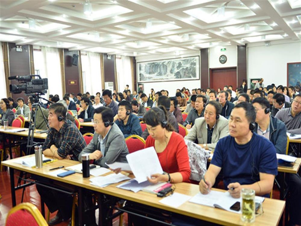 歐朗國際翻譯為甘肅行政學(xué)院外賓講座提供同傳設備