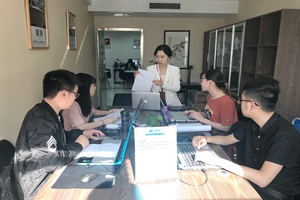 歐朗國際翻譯培訓中心首期實(shí)訓項目順利結束